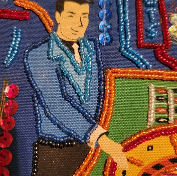 Hand - Picture 2 of 10